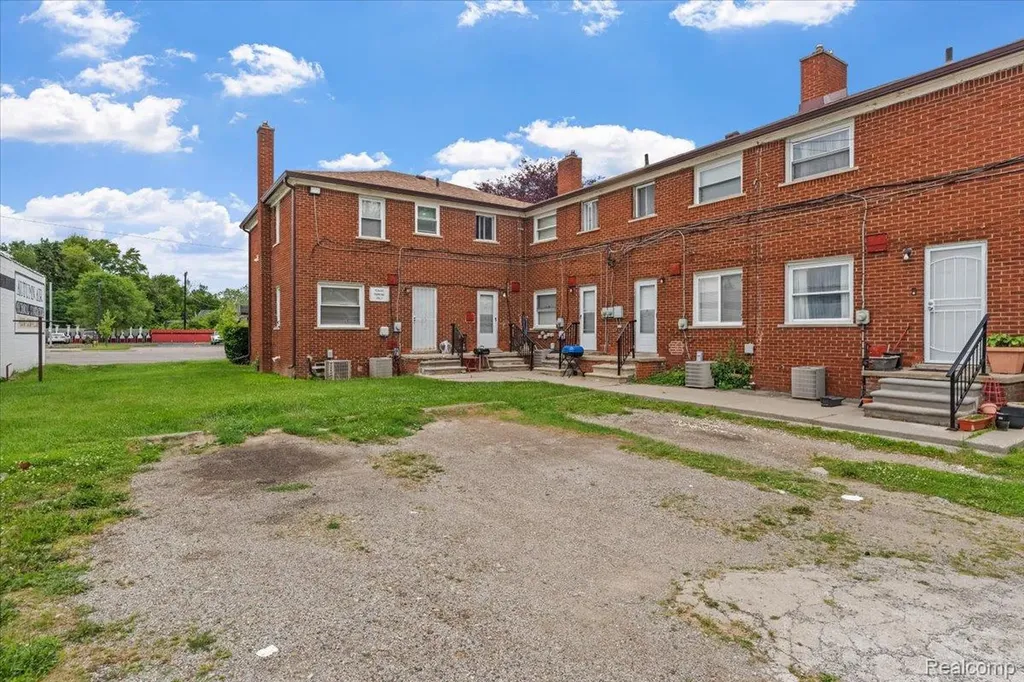 20801 Plymouth Road Detroit City MI 48228