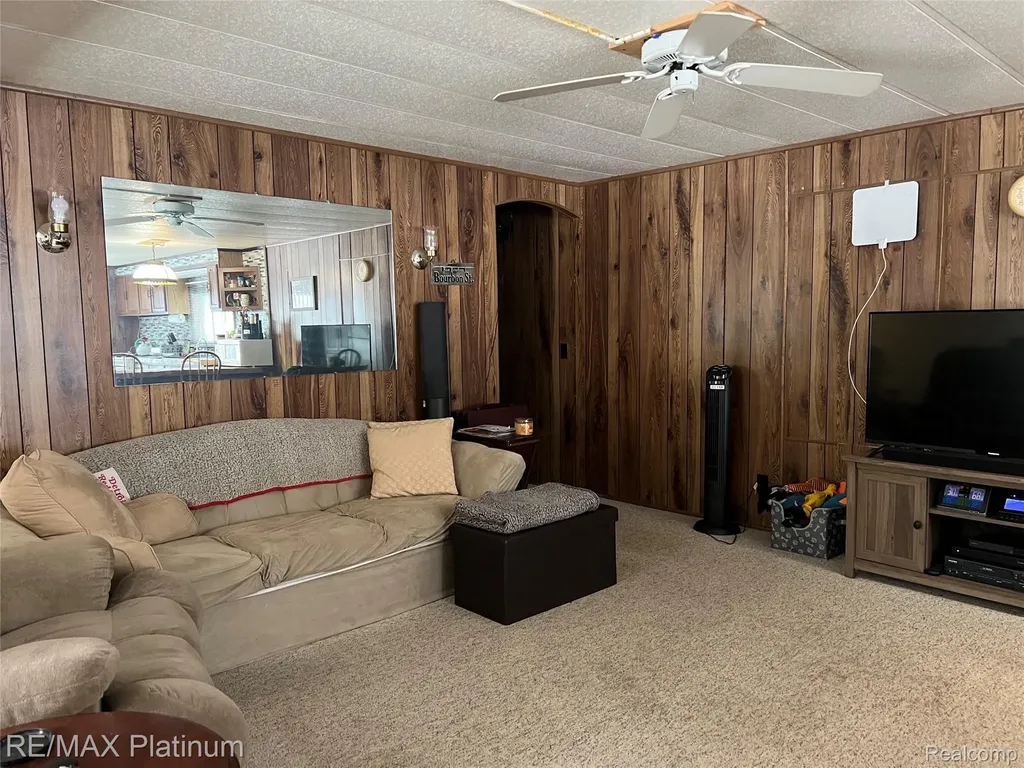 4125 Hubbard Lake Trail Caledonia Township MI 49747