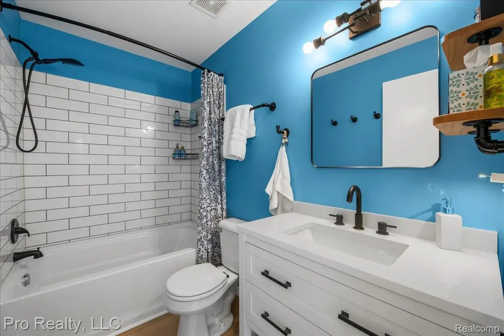 426 Marigold Circle Westland City MI 48185