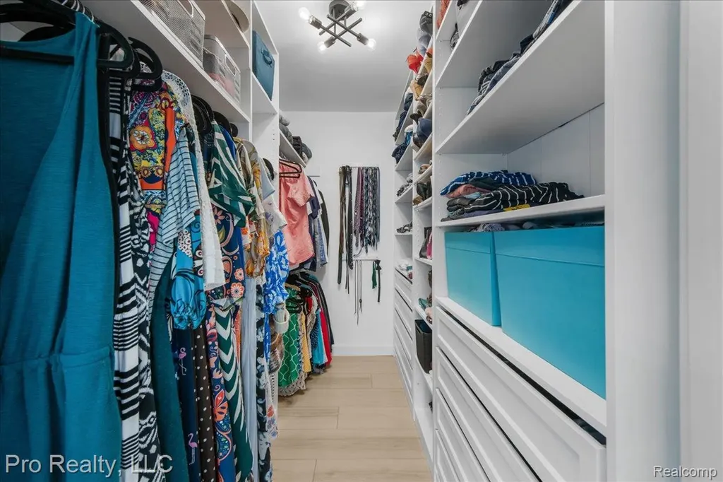 426 Marigold Circle Westland City MI 48185