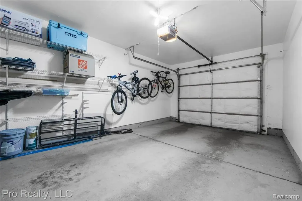 426 Marigold Circle Westland City MI 48185