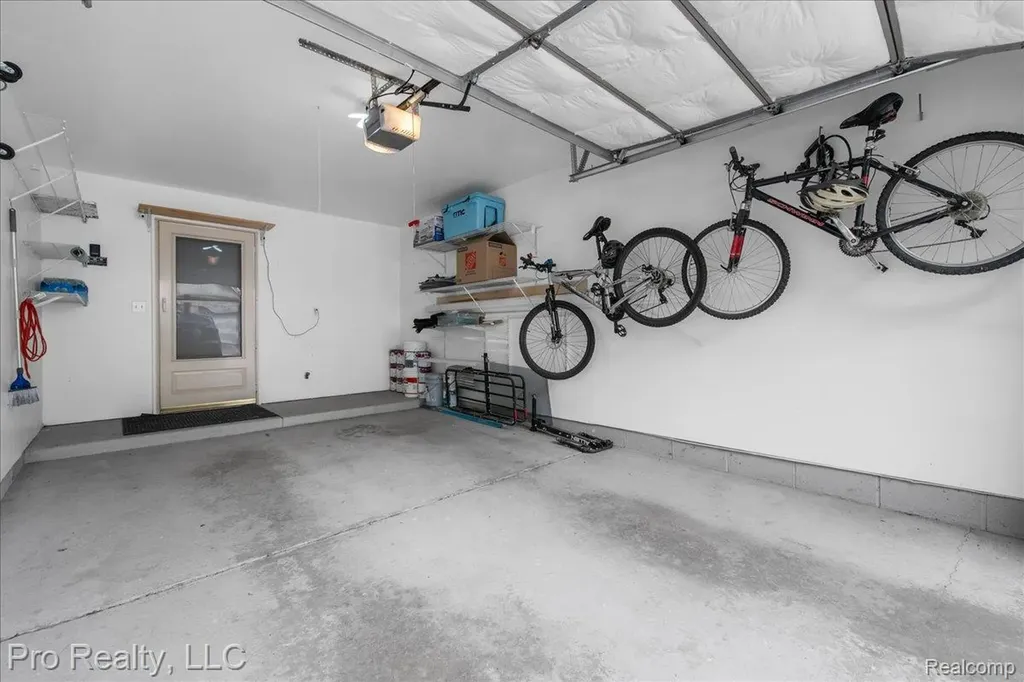 426 Marigold Circle Westland City MI 48185