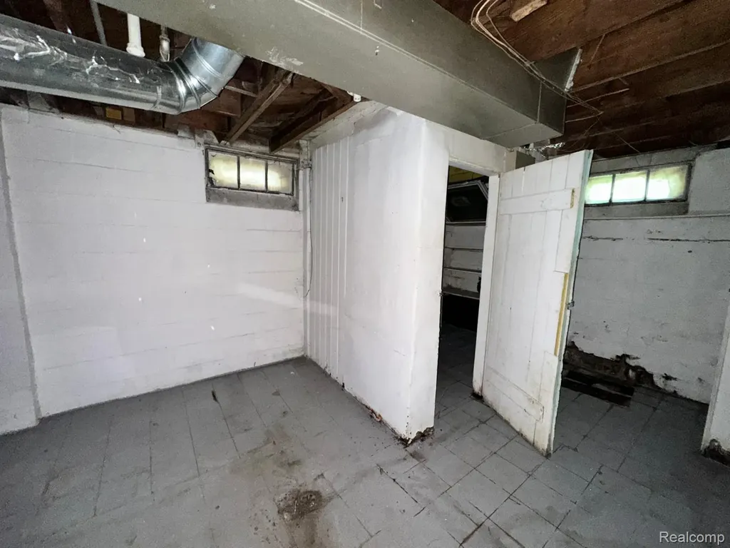 15252 Rossini Drive Detroit City MI 48205