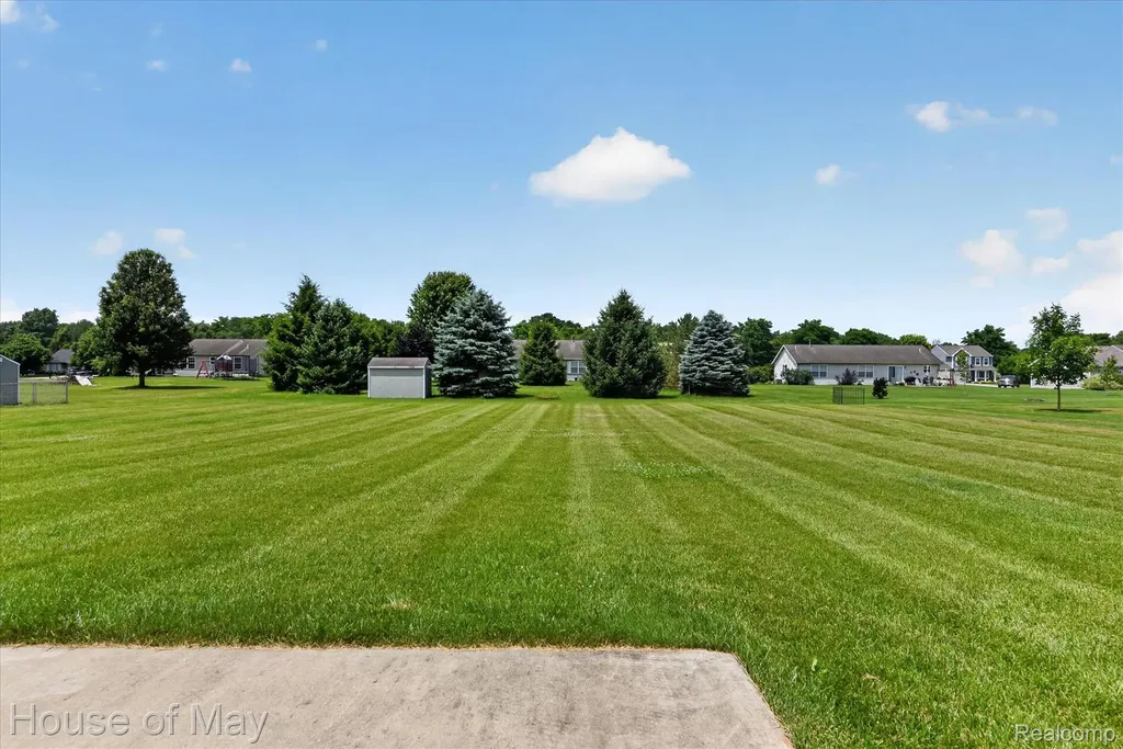 51348 Chardonnay Street Paw Paw Township MI 49079