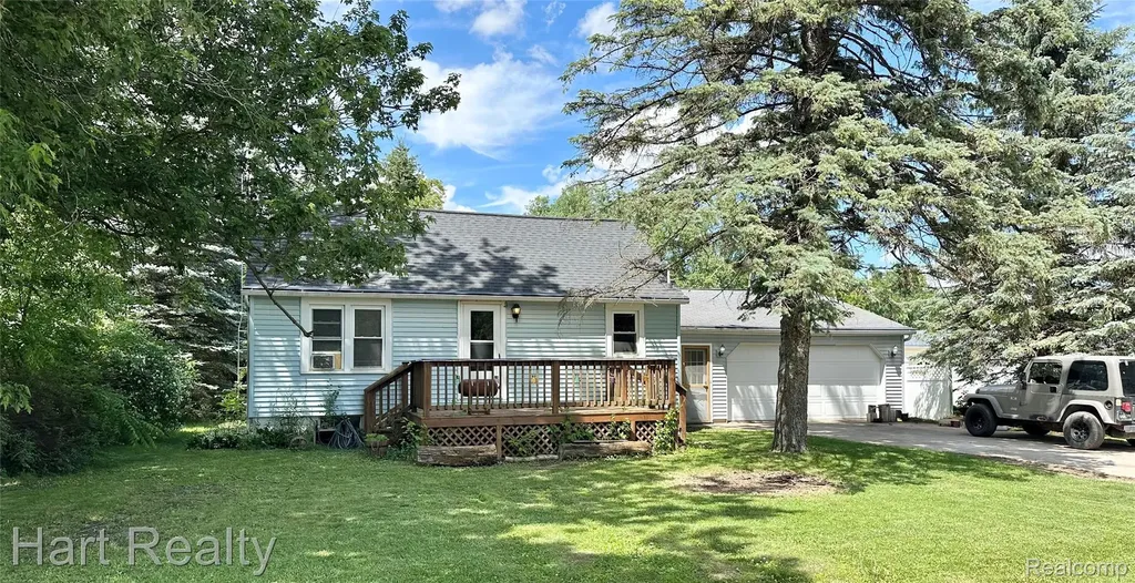 6520 Carpenter Street Marlette City MI 48453