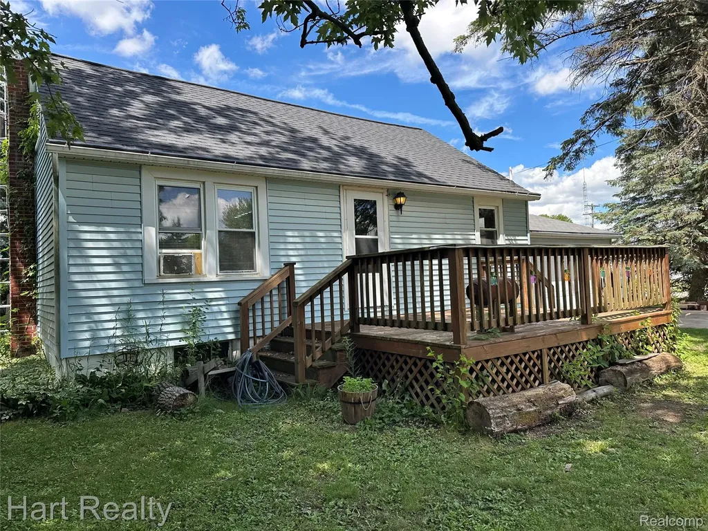 6520 Carpenter Street Marlette City MI 48453