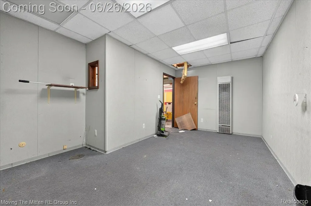 458 Main Street Belleville City MI 48111