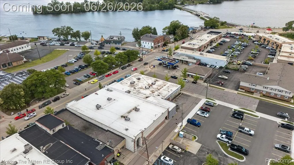 458 Main Street Belleville City MI 48111