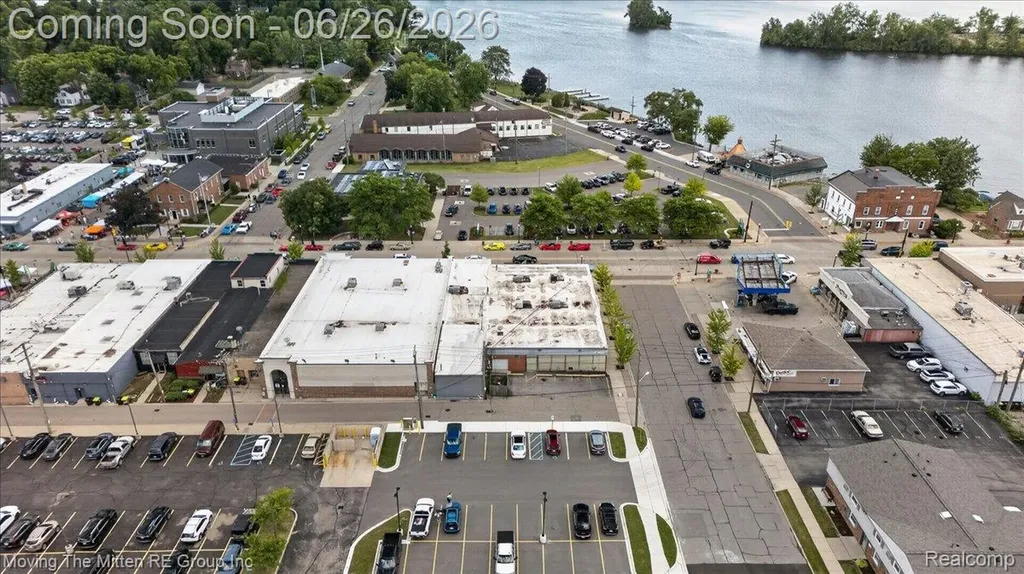 458 Main Street Belleville City MI 48111