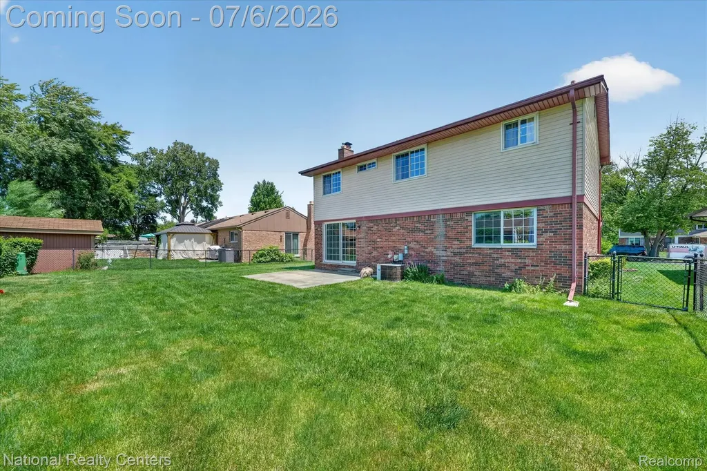6611 Paul Revere Lane Canton Charter Township MI 48187
