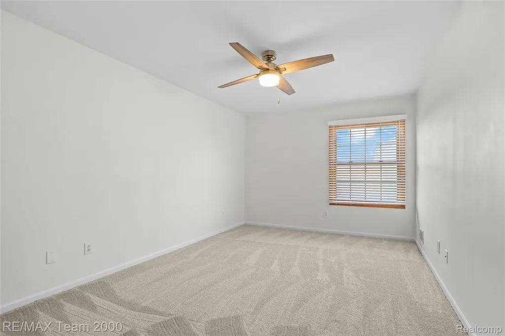 23888 Leighwood Drive Woodhaven City MI 48183