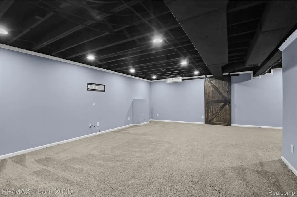 23888 Leighwood Drive Woodhaven City MI 48183