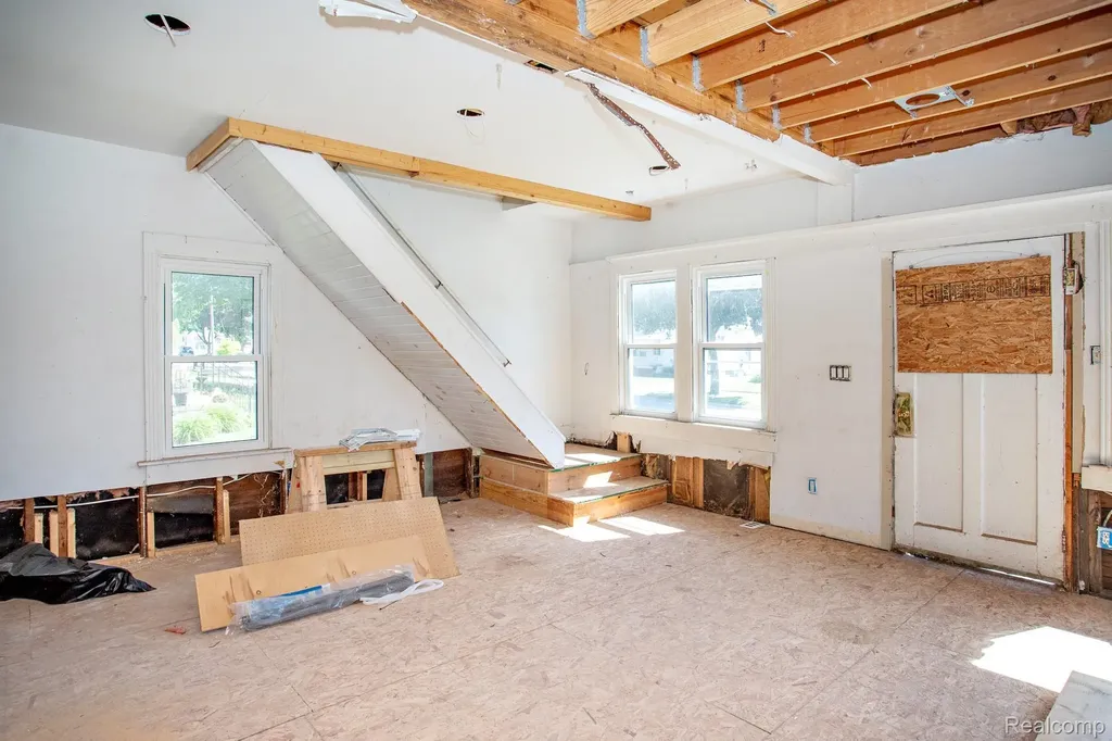 3465 Phillips Avenue Berkley City MI 48072