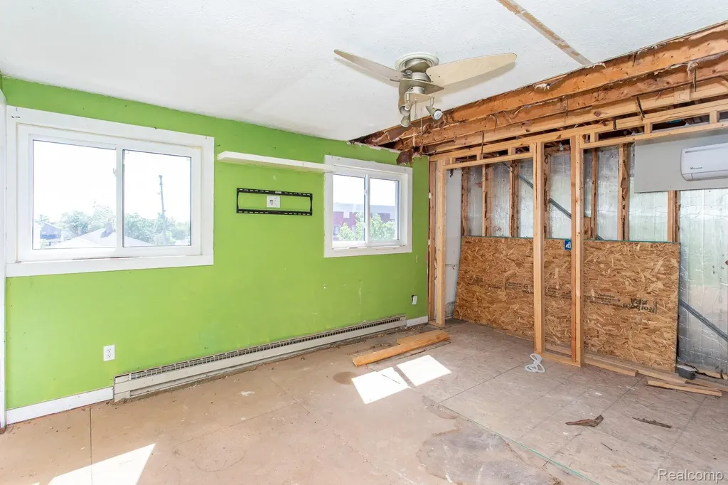 3465 Phillips Avenue Berkley City MI 48072