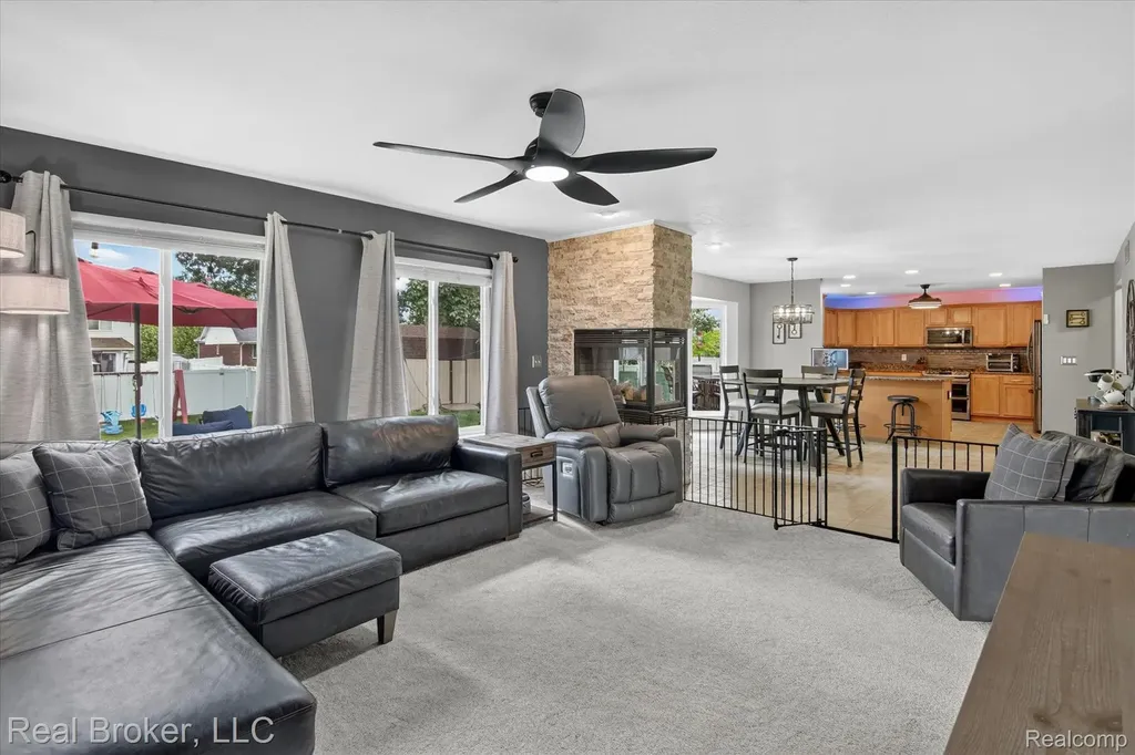 15156 Oak Valley Lane Monroe Charter Township MI 48161