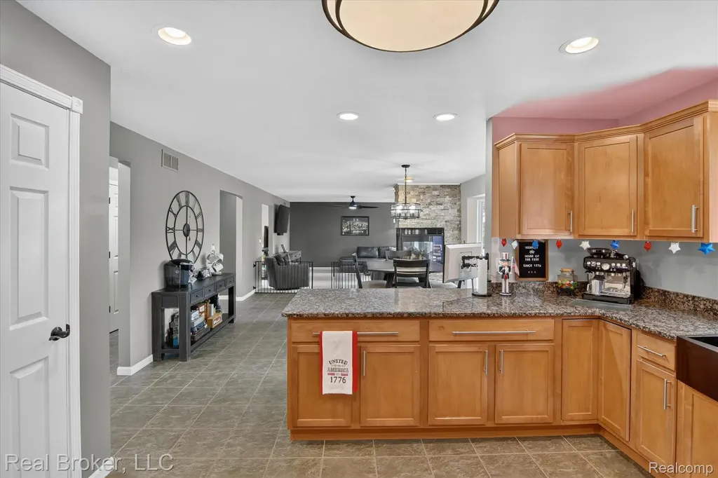 15156 Oak Valley Lane Monroe Charter Township MI 48161