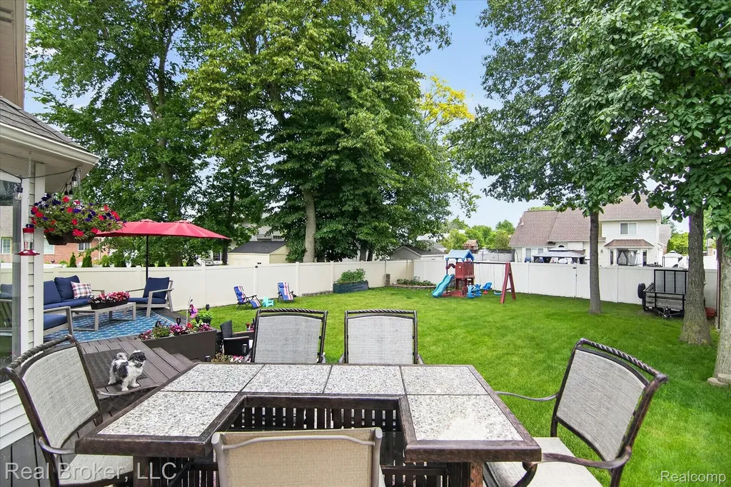15156 Oak Valley Lane Monroe Charter Township MI 48161