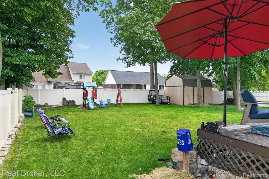 15156 Oak Valley Lane Monroe Charter Township MI 48161