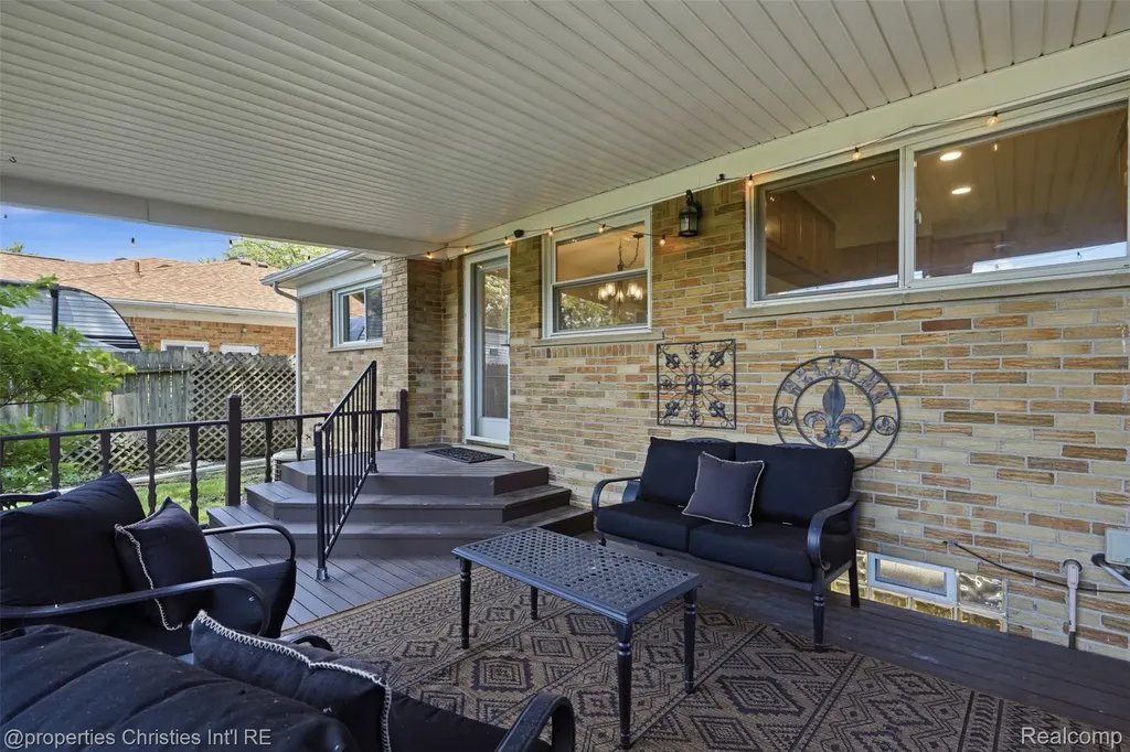 9001 Perrin Street Livonia City MI 48150