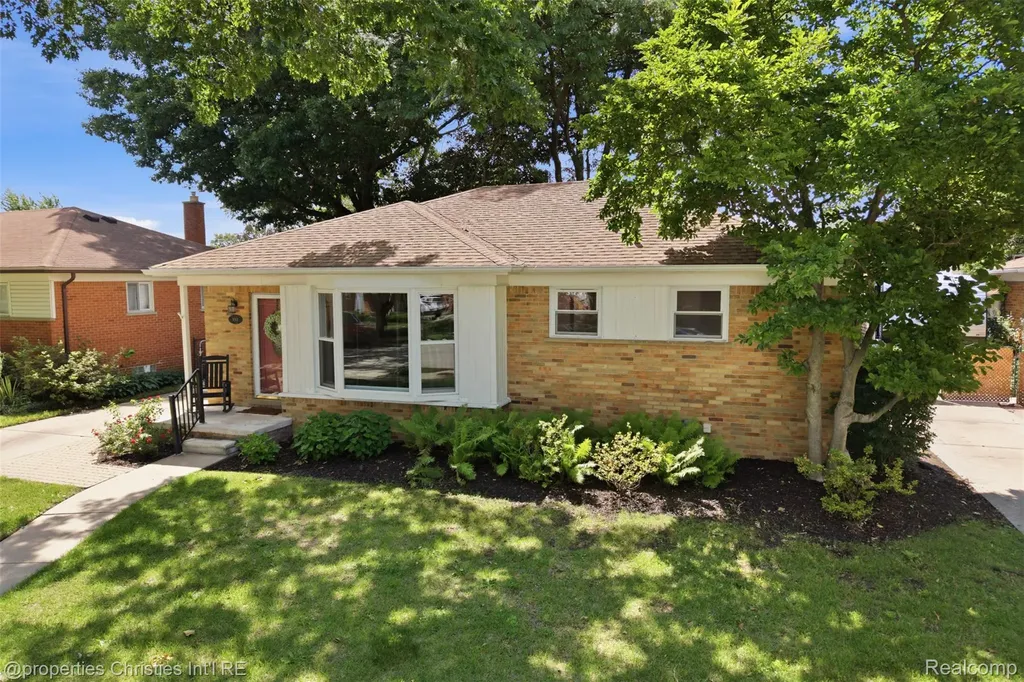 9001 Perrin Street Livonia City MI 48150