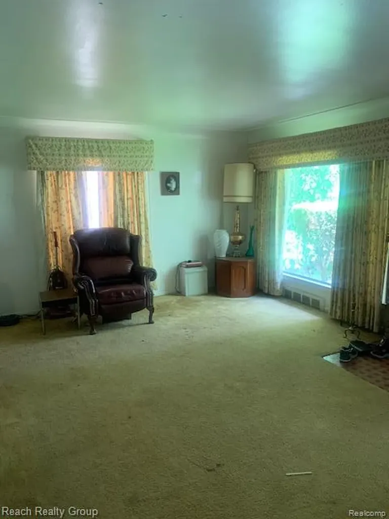 1892 S Annabelle Street Detroit City MI 48217