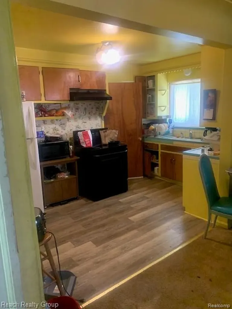 1892 S Annabelle Street Detroit City MI 48217