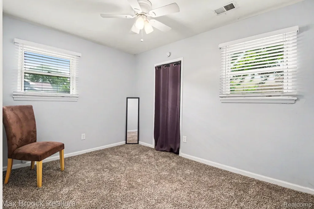 3246 Harris Street Ferndale City MI 48220