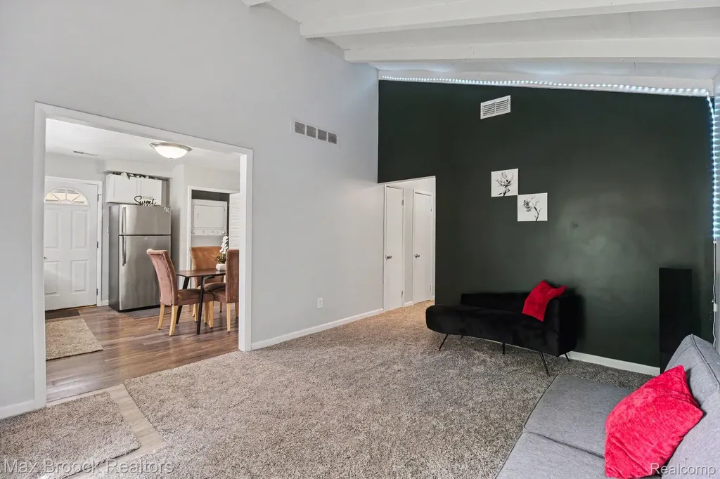 3246 Harris Street Ferndale City MI 48220