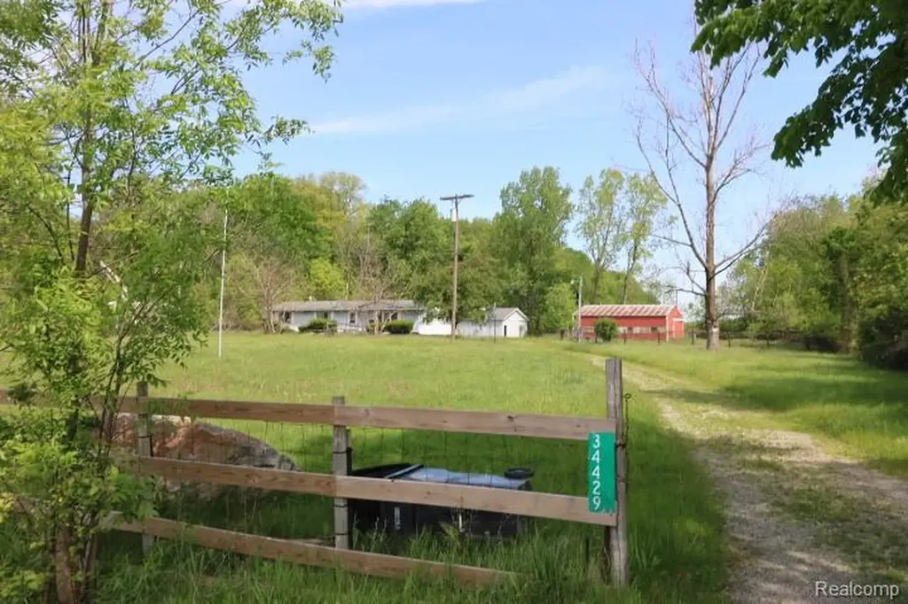 34429 33 Mile Road Richmond Township MI 48062