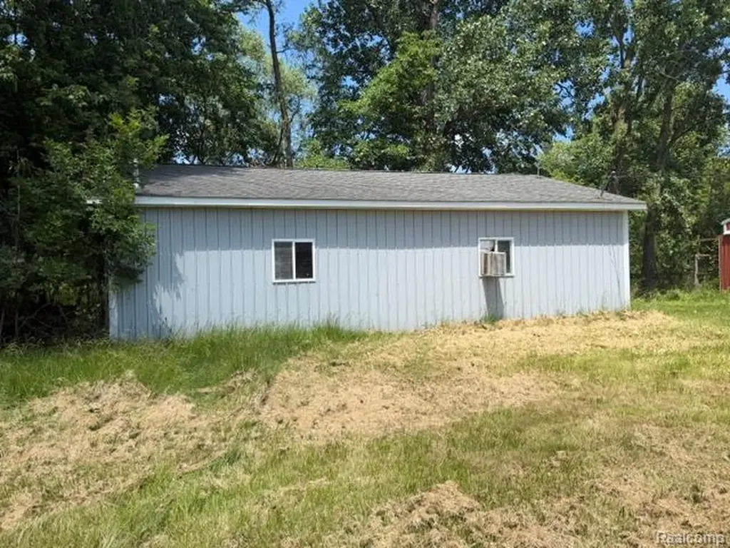 34429 33 Mile Road Richmond Township MI 48062