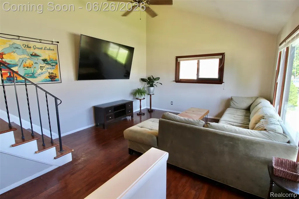 31203 Cooley Boulevard Westland City MI 48185
