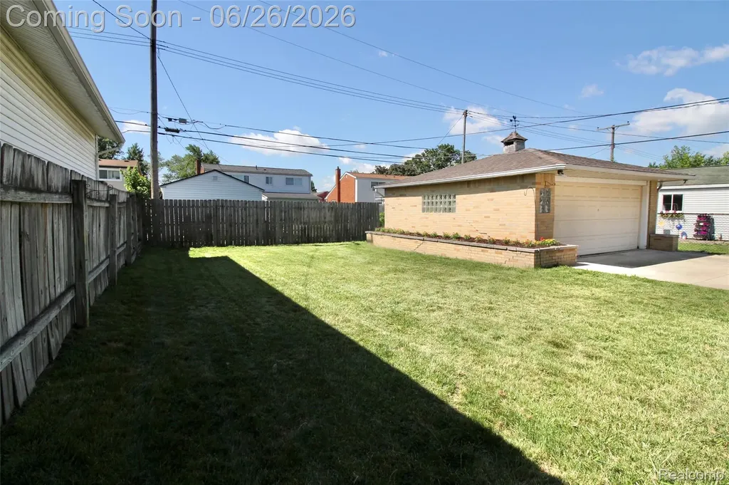 31203 Cooley Boulevard Westland City MI 48185