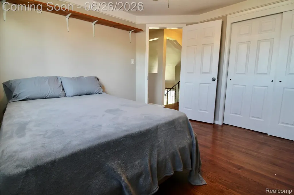 31203 Cooley Boulevard Westland City MI 48185