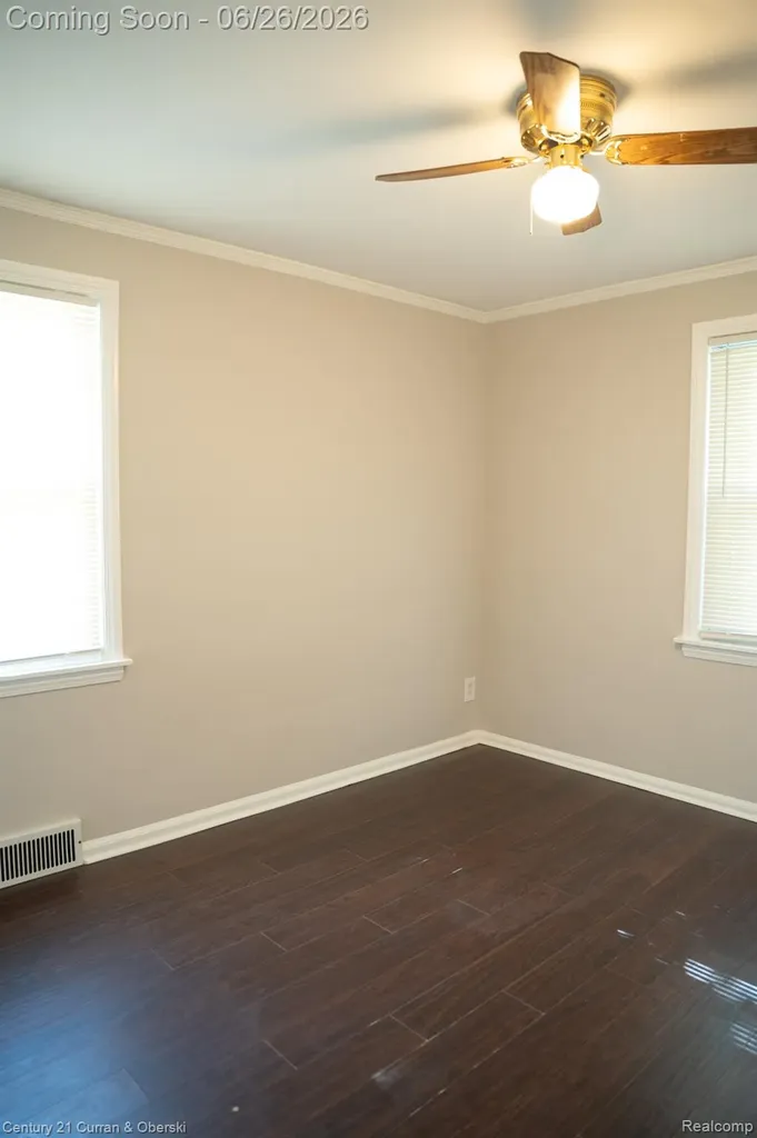 16732 Garfield Redford Charter Township MI 48240