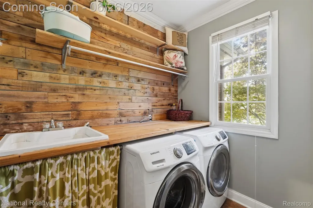 23431 Winged Foot Way Lyon Charter Township MI 48178
