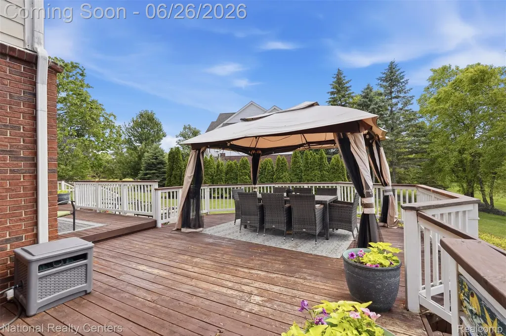 23431 Winged Foot Way Lyon Charter Township MI 48178