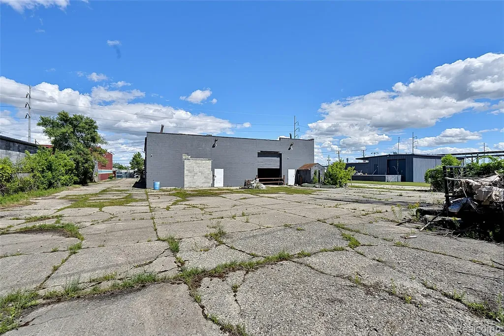 12925 Auburn Street Detroit City MI 48223