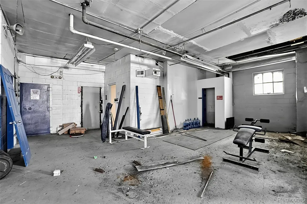 12925 Auburn Street Detroit City MI 48223