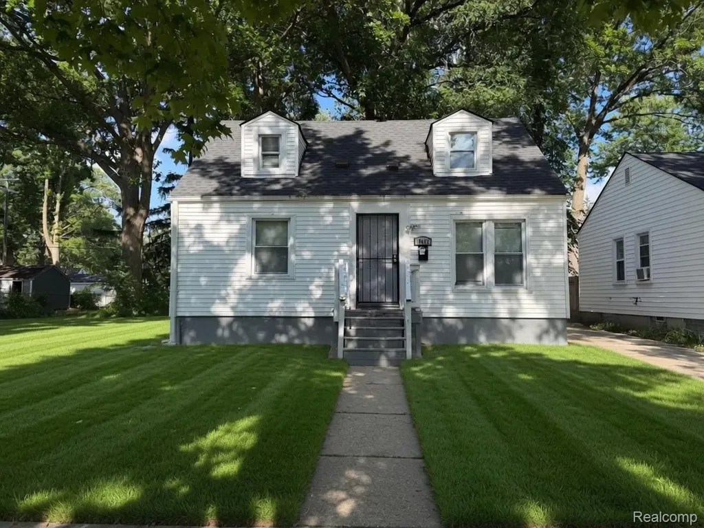 19492 Biltmore Street Detroit City MI 48235