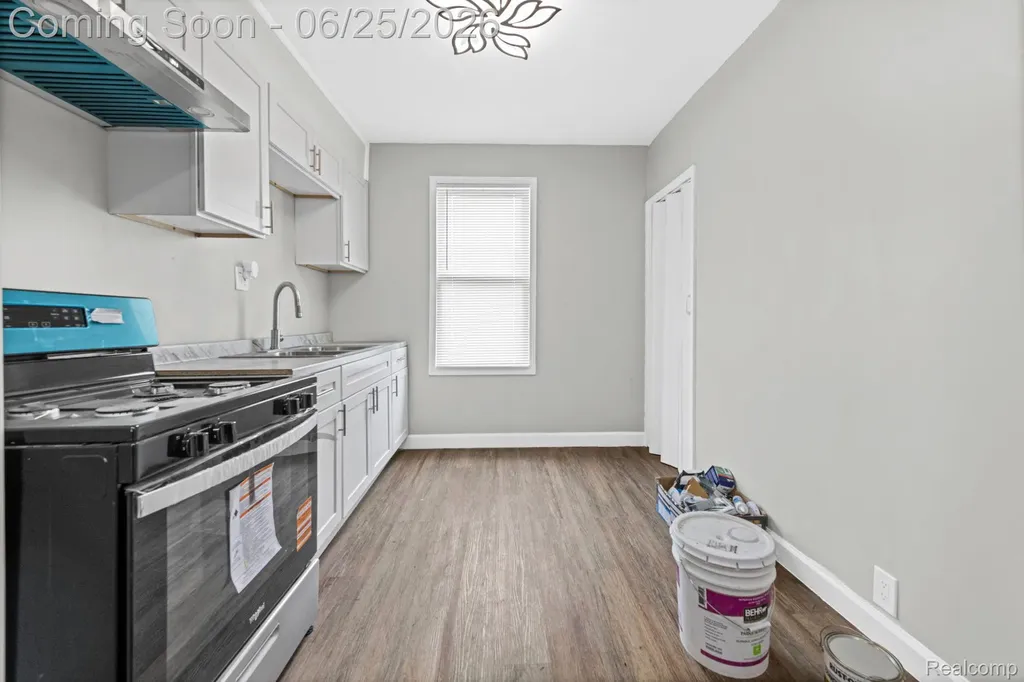 2415 Cody Street Detroit City MI 48212