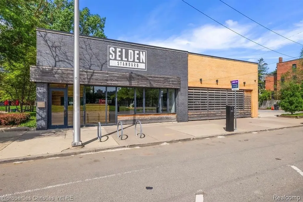 438 Selden Street Detroit City MI 48201