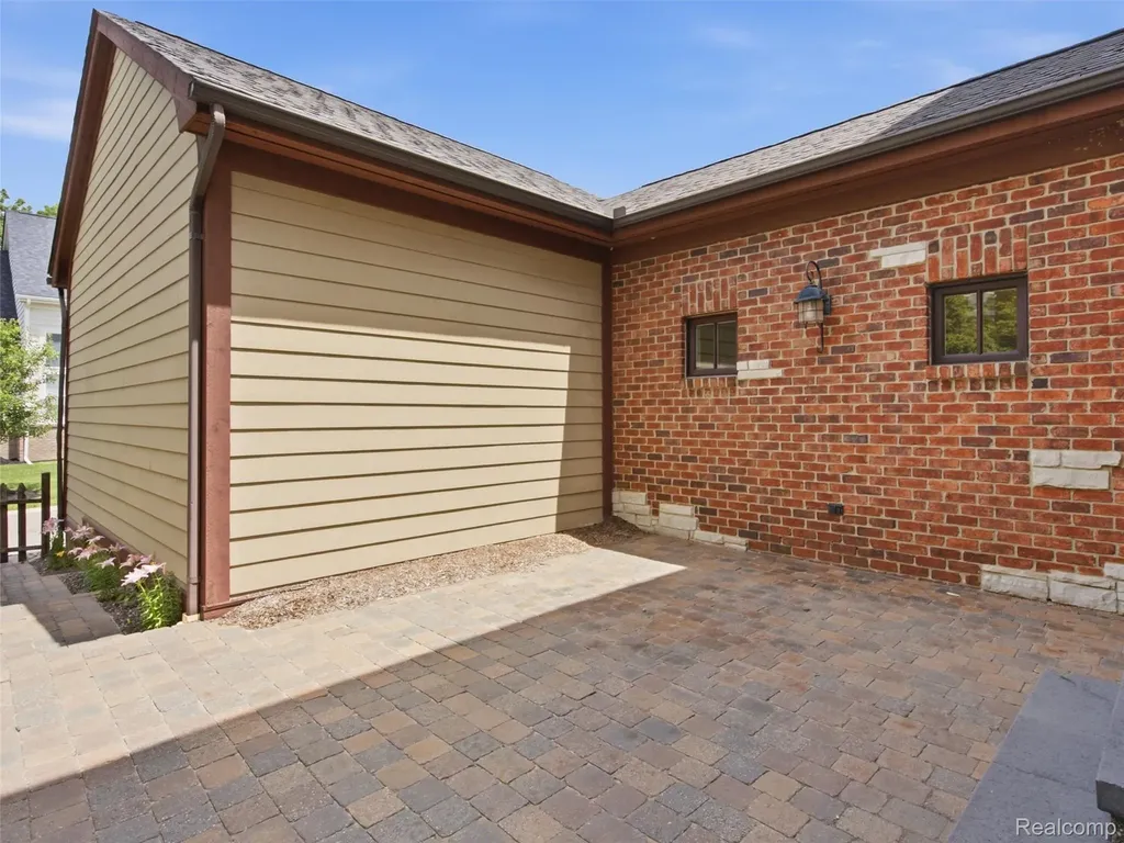 3875 Andover Avenue Auburn Hills City MI 48326