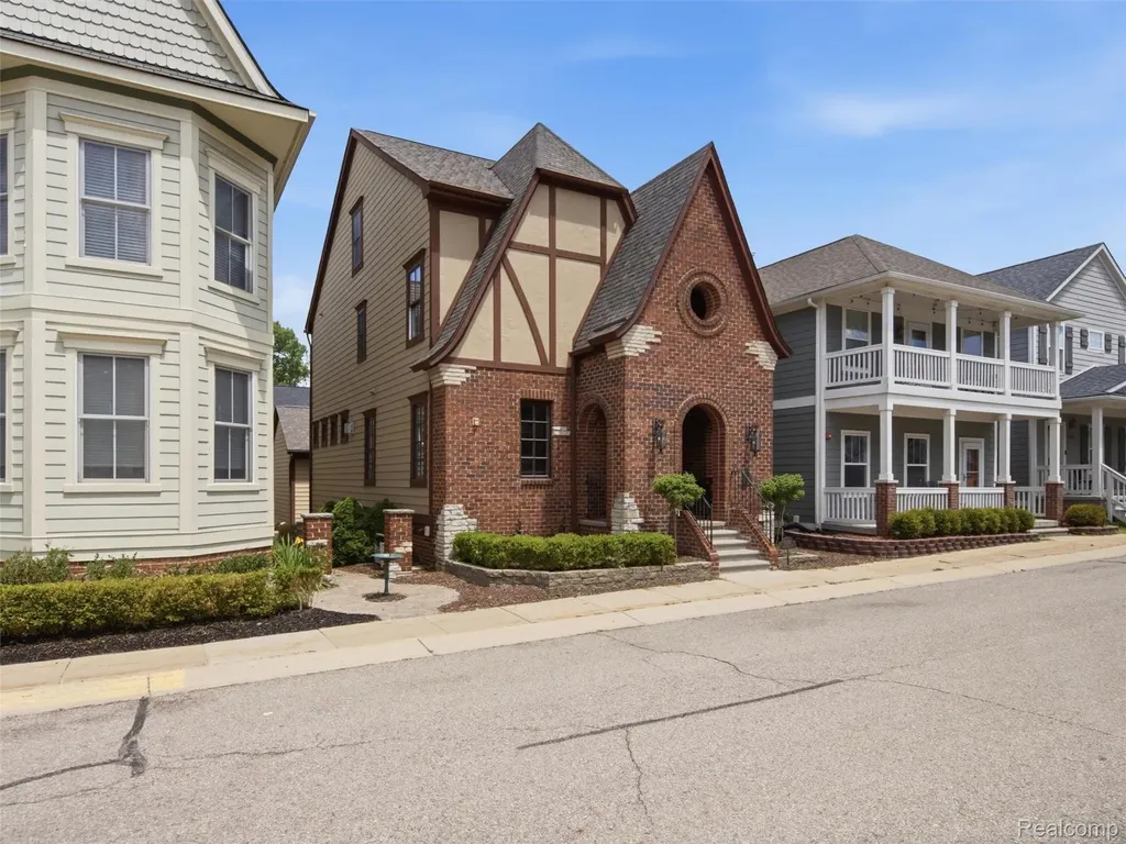 3875 Andover Avenue Auburn Hills City MI 48326