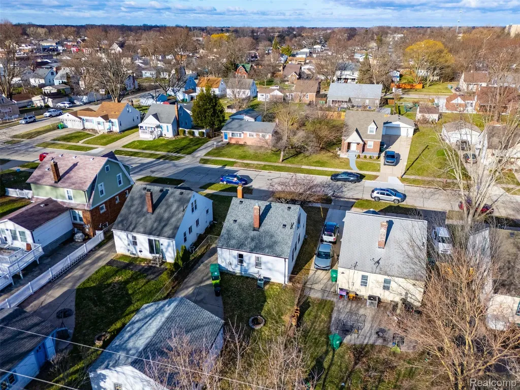 5844 Gilman Street Garden City City MI 48135