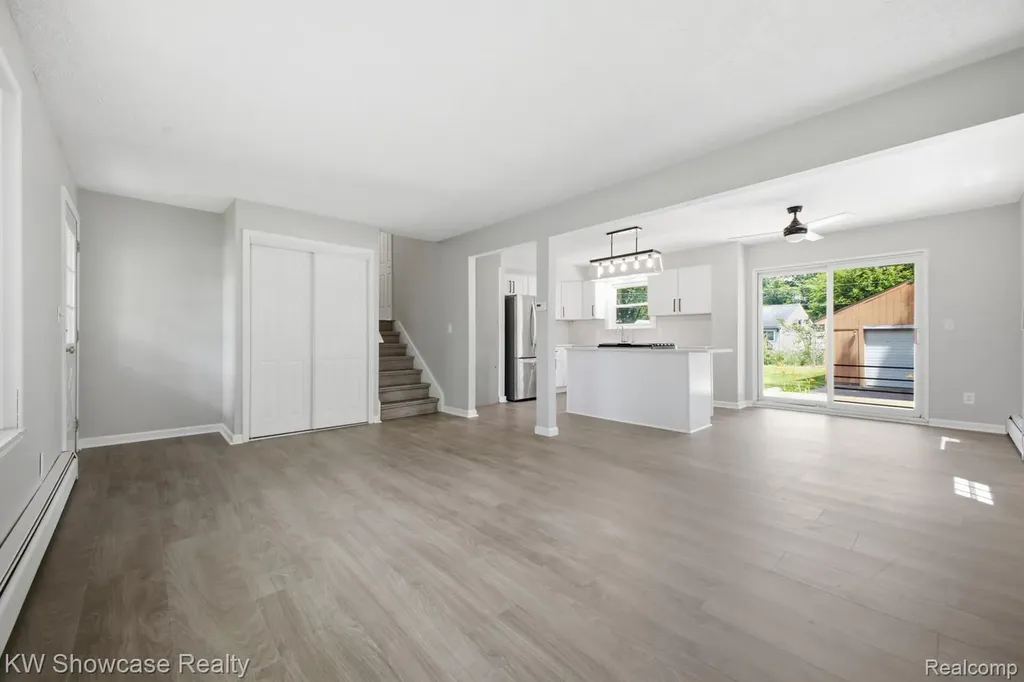 3412 W Clarice Avenue Highland Charter Township MI 48356