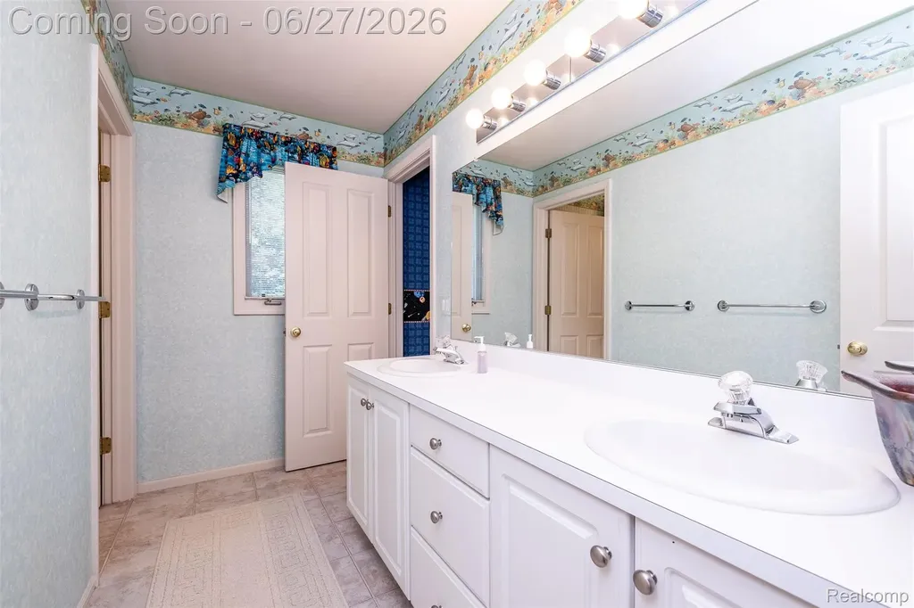 21579 Trent Court Novi City MI 48375