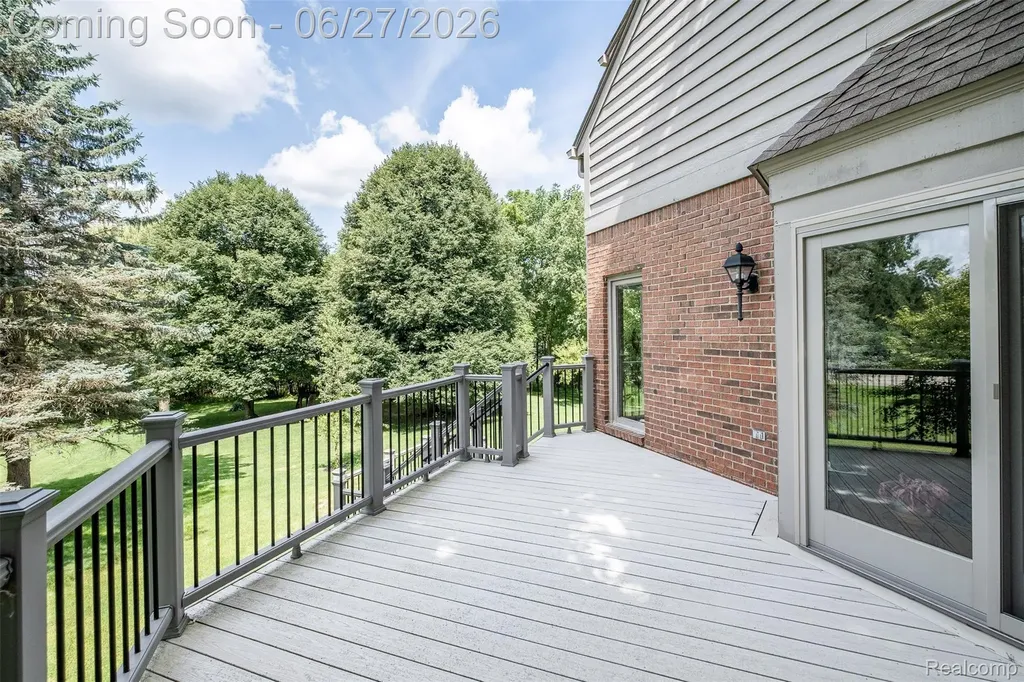 21579 Trent Court Novi City MI 48375