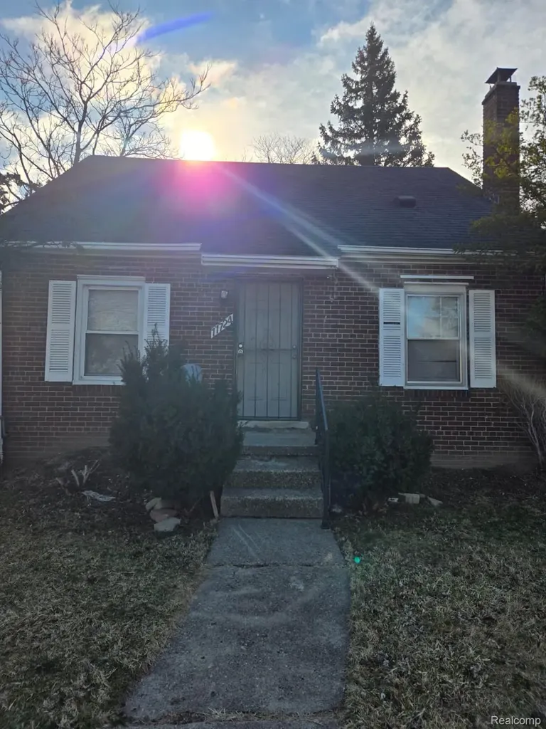 11724 Wayburn Street Detroit City MI 48224