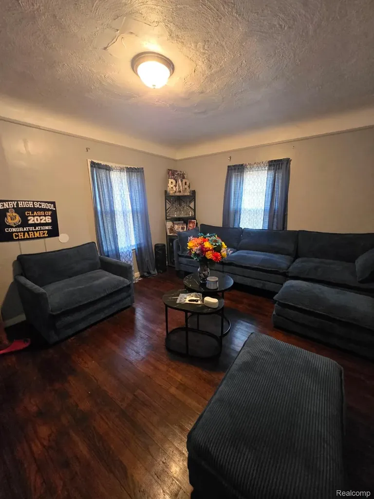 11724 Wayburn Street Detroit City MI 48224