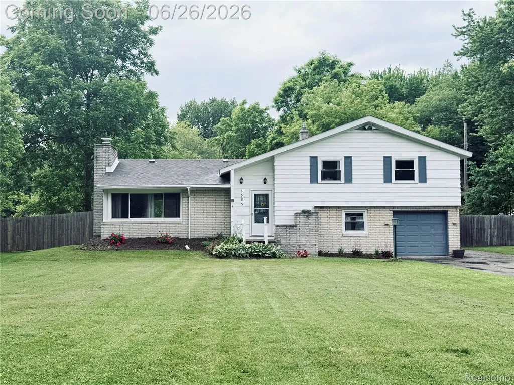 3555 Wilson Drive Fort Gratiot Charter Township MI 48059